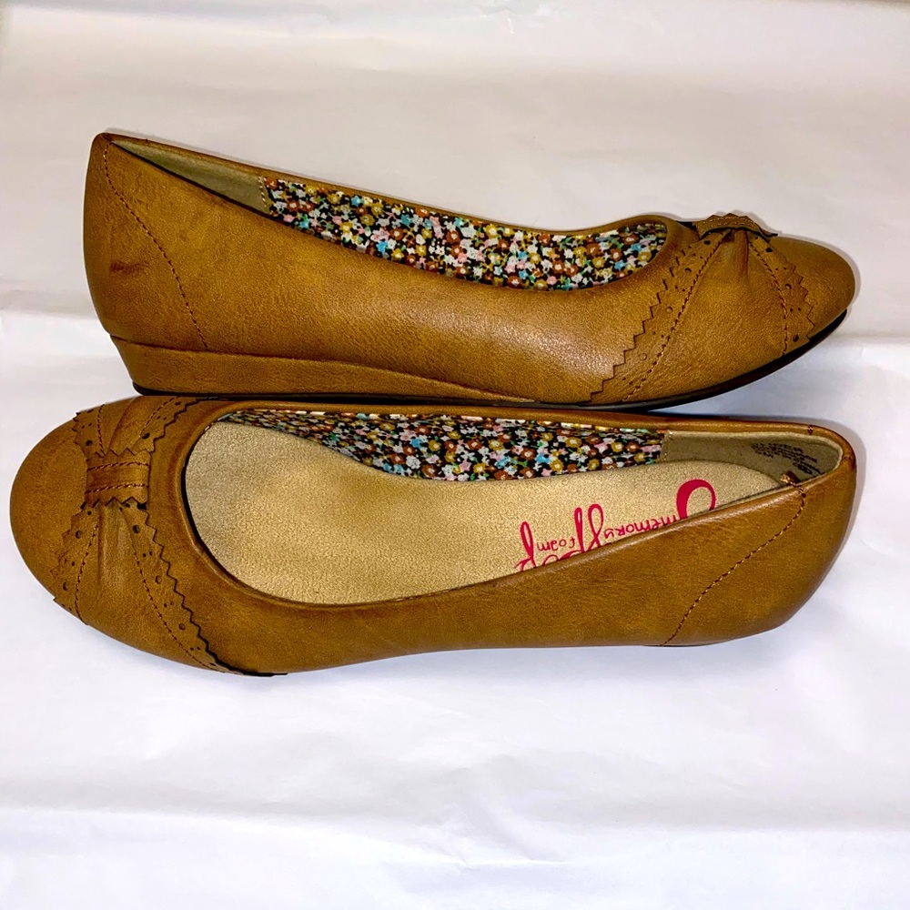 NWOT Jellypop Flats